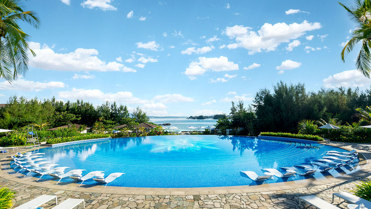 プール フィットネス 天国の名にもっともふさわしい楽園へ ハレクラニ沖縄 公式
